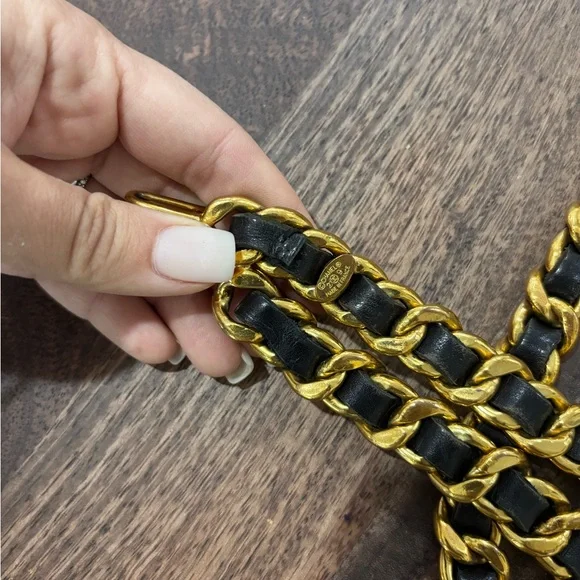 Authentic CHANEL CHUNKY Vintage 1994 belt gold leather 80cm - Picture 9 of 15